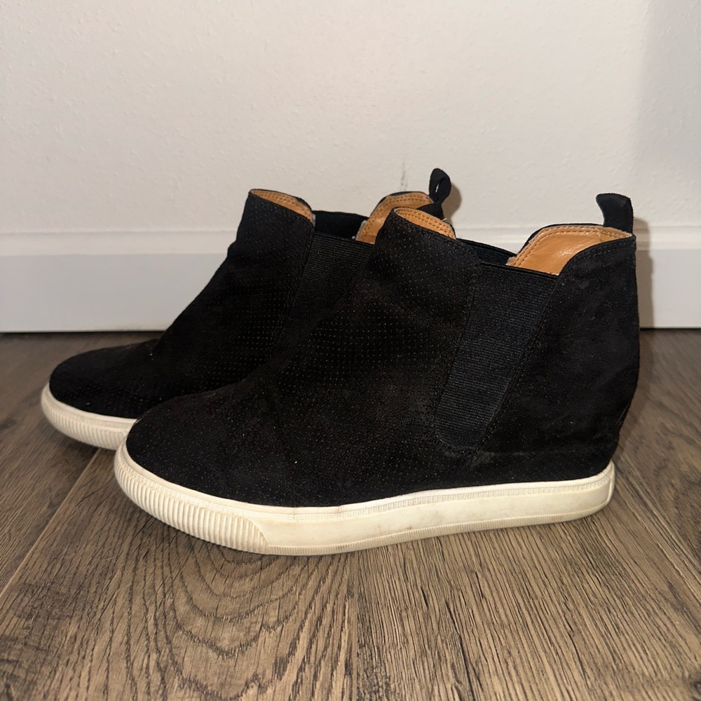 Black Women’s Wedge Heels
